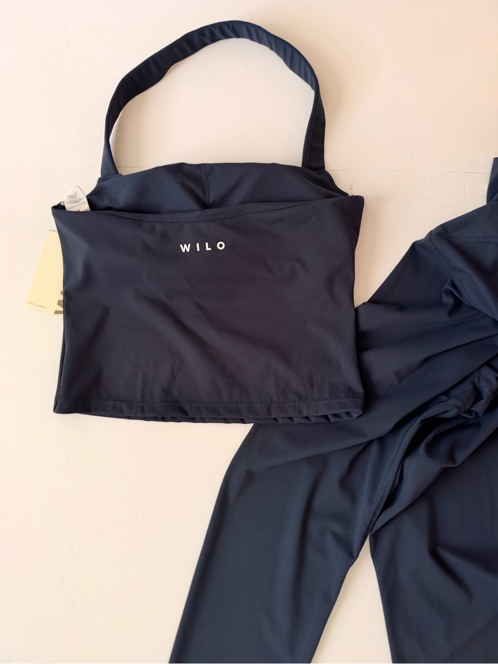Willo the label Blue High-Rise Leggings and Crop Top Set - Picture 2 of 6